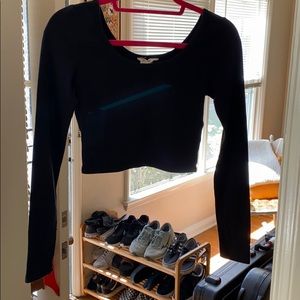 Forever 21 black long sleeve crop top